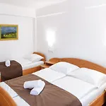 Reaktiv Hotel