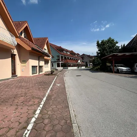 Reaktiv Hotel