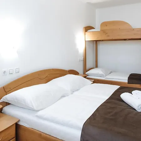 Reaktiv Hotel 3*